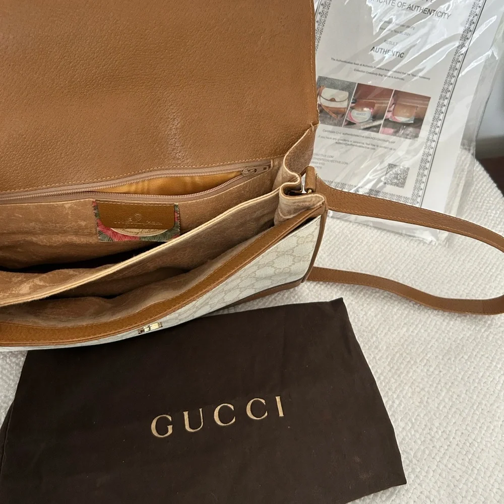 VINTAGE GUCCI Luxury Crossbody Bag 1980s - Picture 9 of 11